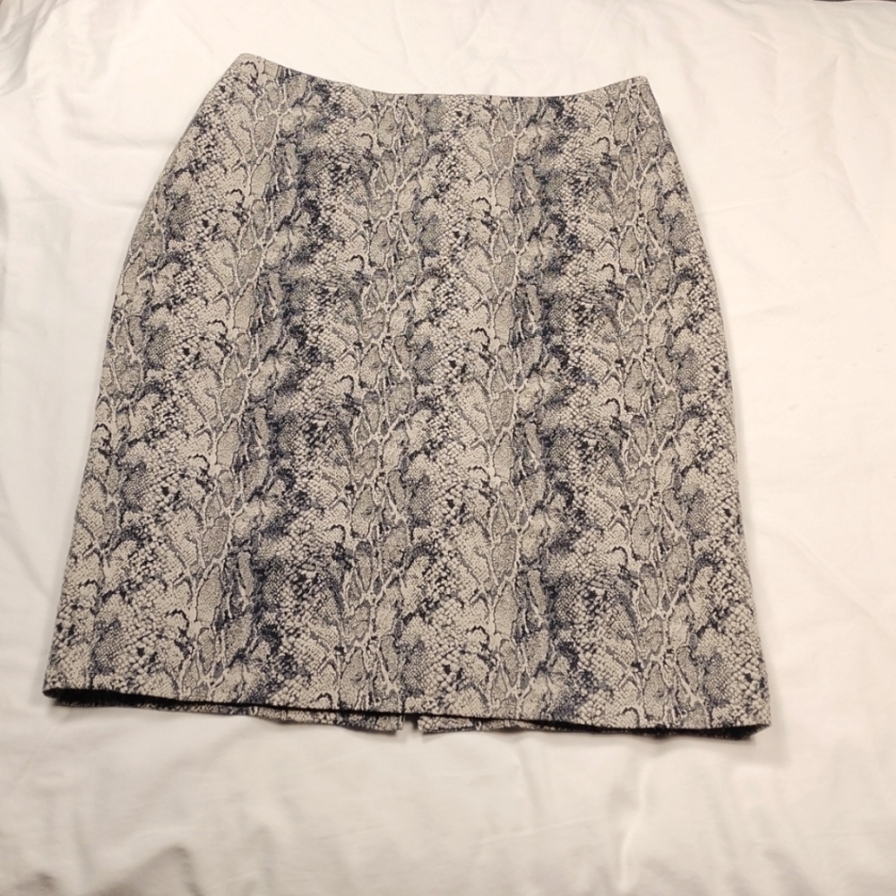Talbot's women's faux snake skin skirt size 6